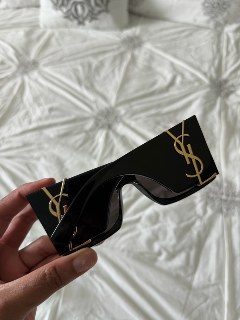 Saint Laurent YSL Classic Oversized Black Sunglasses - Picture 7 of 7